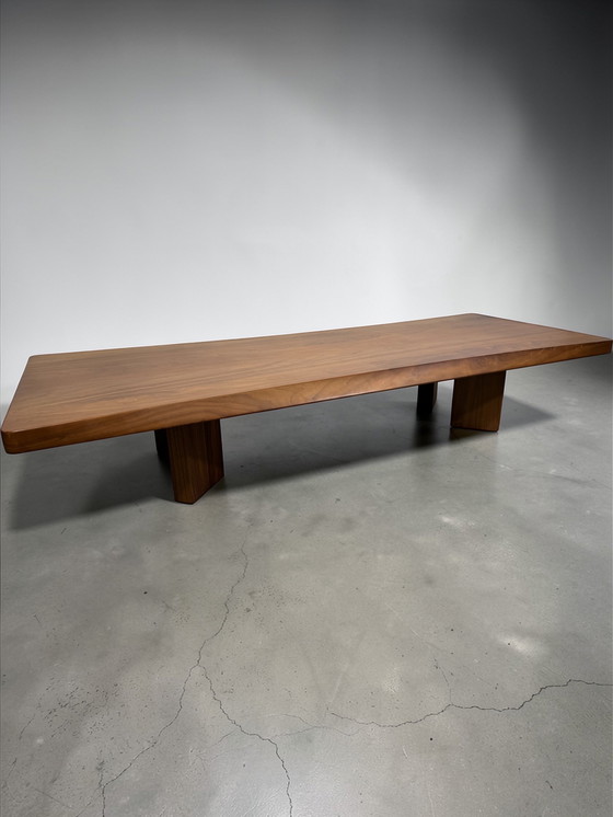 Image 1 of Houten salontafel PLANA, ontworpen door Charlotte Perriand voor Cassina.