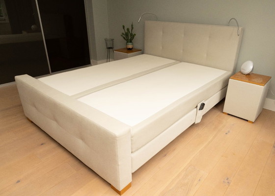 Image 1 of Eastborn Box spring with massage function