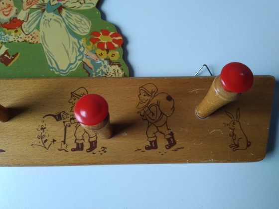 Image 1 of vintage beukenhouten kinderkapstok jaren 60