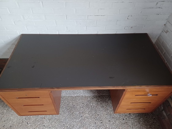 Bureau plat, années 60/70 – Bureaux, Wood (photo 5 of 7)