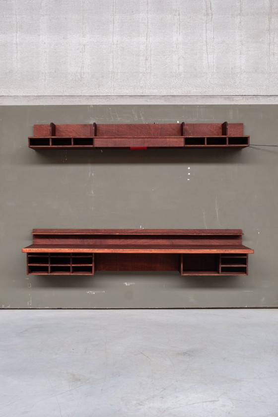 Image 1 of Schwebender Schreibtisch im Stil der 1960er Jahre in Mahoney-Ausführung