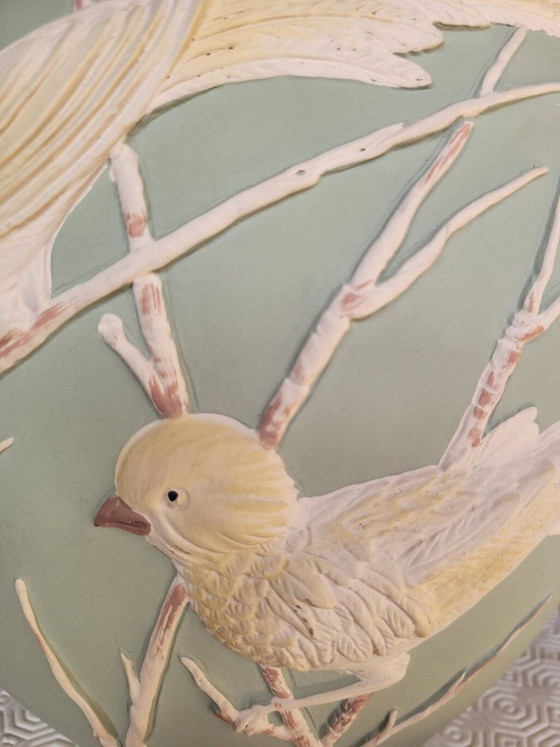 Matte green table lamp with embossed birds – Ceramic, Brass (photo 4 of 5)
