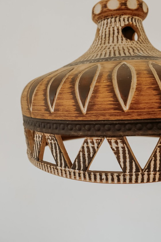 Lampada a sospensione vintage in ceramica proveniente dalla Danimarca, anni '70. – Lampade a sospensione (photo 5 of 10)