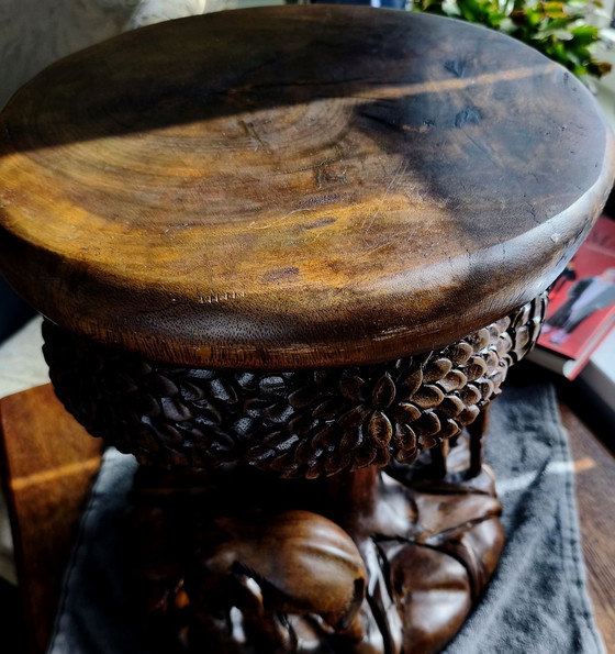 Sgabello / Tavolino elefante thailandese intagliato a mano in legno massello di Suar – Incl. statuetta (photo 8 of 15)