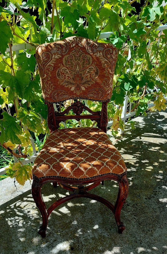 Image 1 of Prachtig paar antieke stoelen in neorococo-stijl, gerestaureerd en opnieuw bekleed.