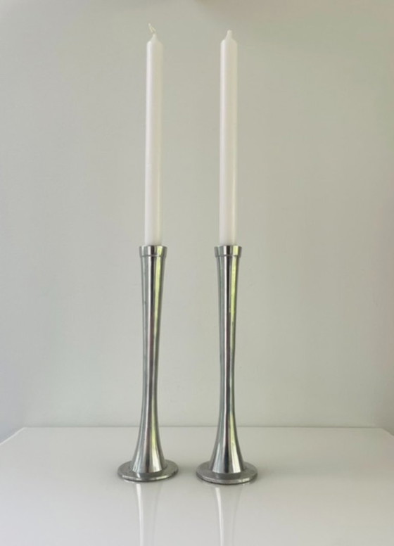 Image 1 of Set minimalistische metalen kandelaren - 27 cm hoog