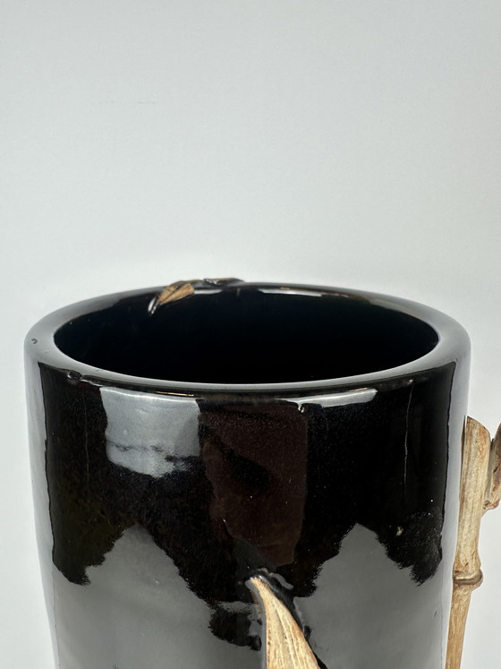 Image 1 of Vase vintage en céramique orné de bambous en relief