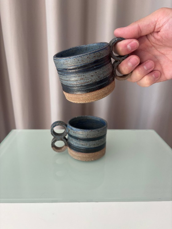 Coppia di tazze vintage in ceramica danese – Tazze in gres danese – Smaltate di blu – Stoviglie (photo 2 of 9)