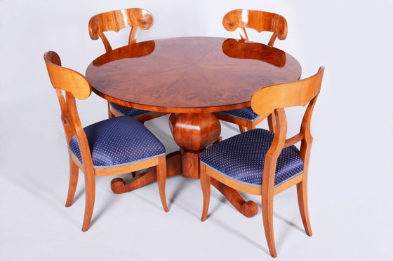 Vier restaurierte Biedermeier-Möbel aus Kirschholz, wiederbelebte polnische Oberflächen, Österreich, 1820er (photo 10 of 20)