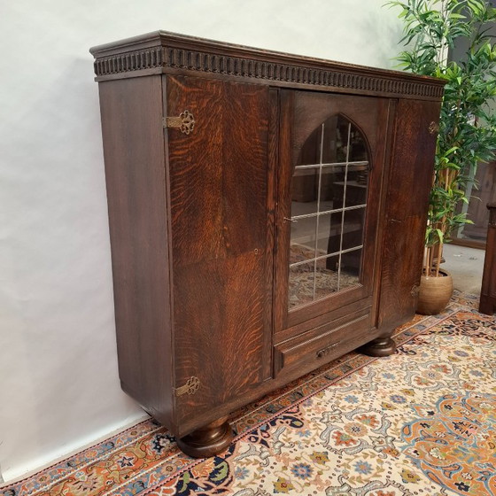 Antique oak sideboard with a central glass door and striking ball feet – Wood (photo 14 of 15)