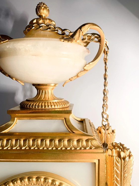 Raingo Frères Louis XVI Style Alabaster and Gilt Bronze Table Clock, 19th Century, Decorative Objects, Gold (photo 7 of 15)