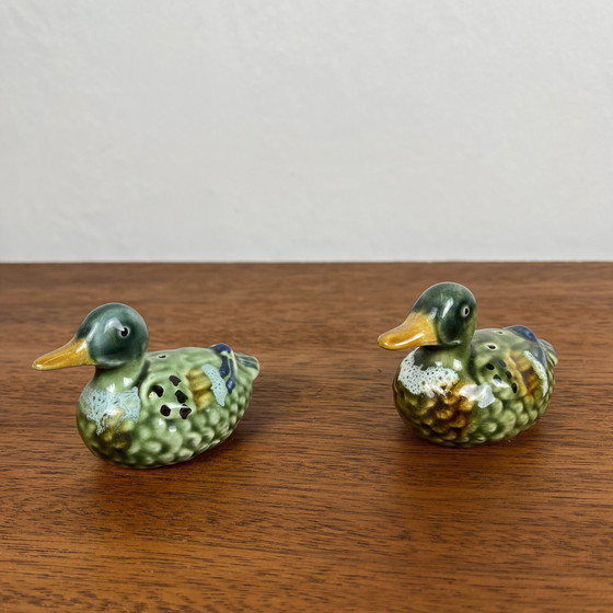 Image 1 of Vintage Keramisch Eend Peper en Zoutstel