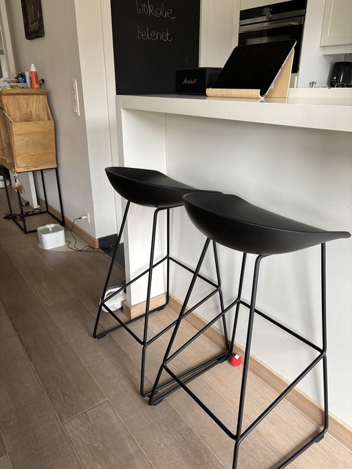 2 tabourets de bar HAY (vendus ensemble)