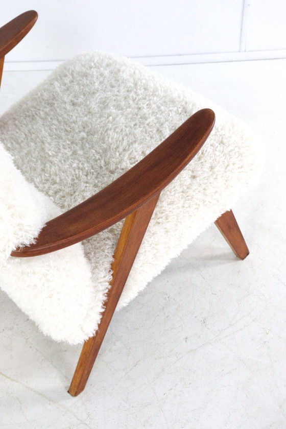 Image 1 of Poltrona vintage imbottita color crema modello 'Almere' | 2 pezzi disponibili