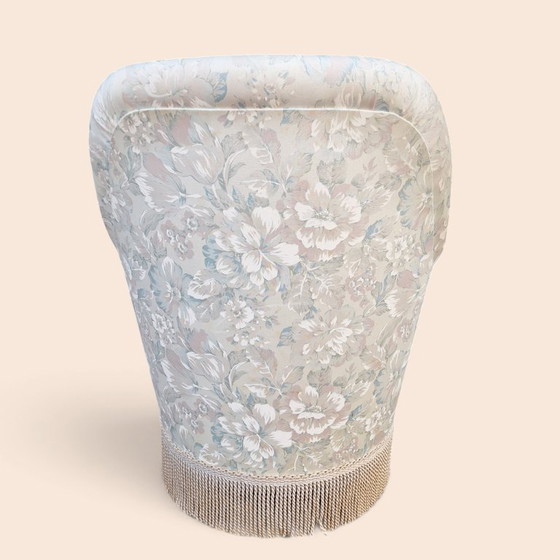Vintage Armchair with Floral Print and Fringes, Wood, Cotton, White (photo 6 of 6)