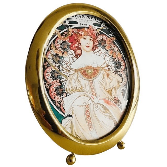 Image 1 of Dipinto vintage Art Nouveau di Alphonse Mucha Champenois Hallmark cornice ovale in ottone degli anni '60
