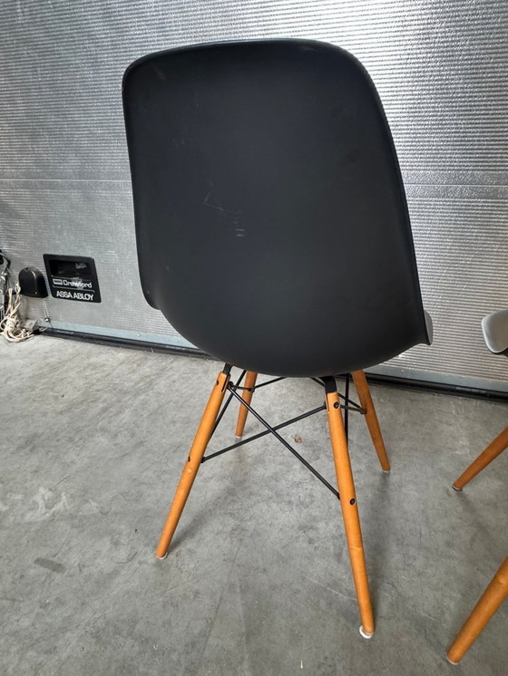 Image 1 of 4x Vitra DSW Stuhl schwarz