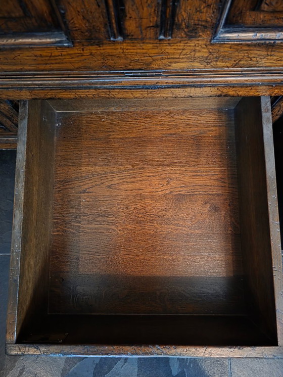 Image 1 of Vintage massief eikenkast