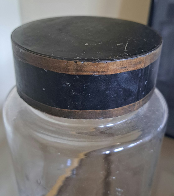 Image 1 of Antikes Apothekerglas aus Glas mit Metalldeckel, sauber