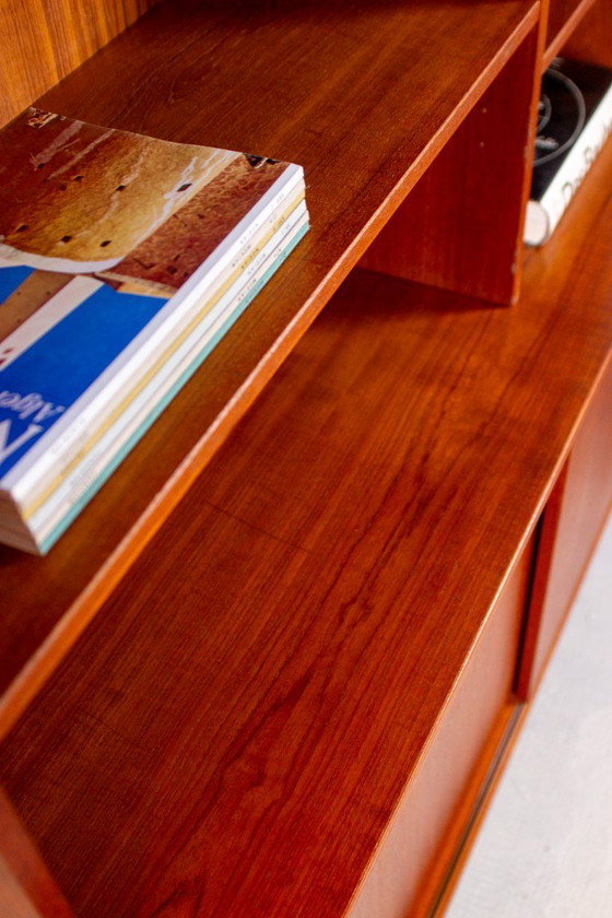 Image 1 of Vintage teakhouten hoge boekenkast, dressoir, ladekast, midden 20e eeuw