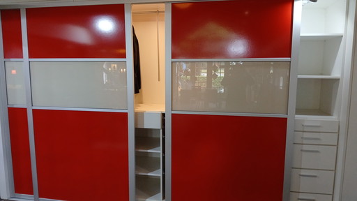 IP20 cabinet with sliding doors