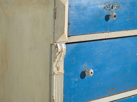 Antique painted chest of drawers in pine – Central Europe, circa 1890 – Ceramic (photo 12 of 40)