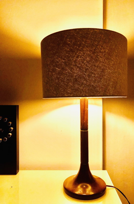 Image 1 of Deens Vintage Design Dyrlund Teakhout Tafellamp