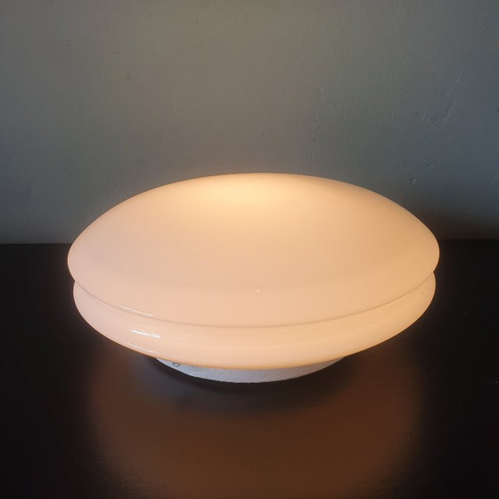 Image 1 of Lampada da soffitto vintage in vetro opalino UFO Raak Amsterdam