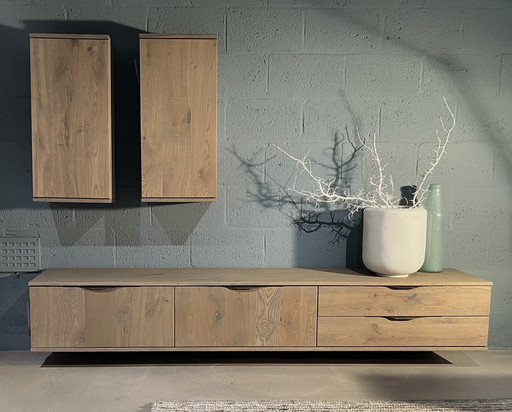 Sirius wall unit -85%
