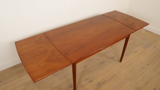 Image 1 of Table de salle à manger vintage | Extensible | Teck | Modèle bateau