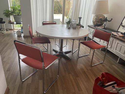 60tees dining area