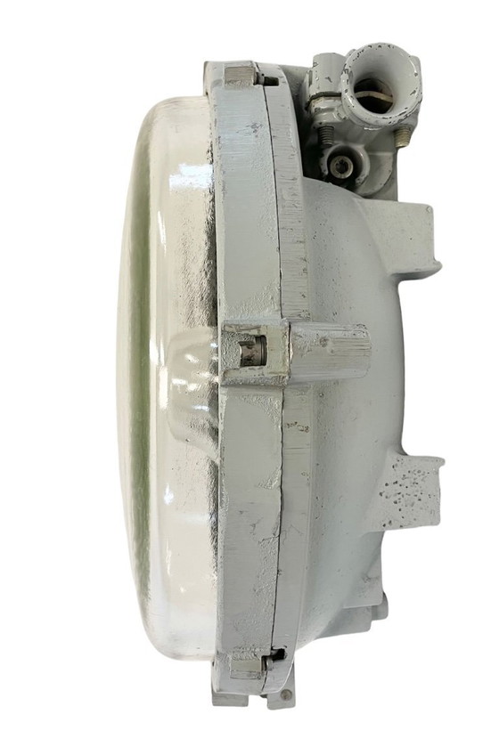 Image 1 of Applique ou plafonnier industriel en fonte d'aluminium d'Elektrosvit, années 1970