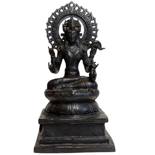 Sitzender Avalokiteshvara in Lotusposition – Tibetische Bronze