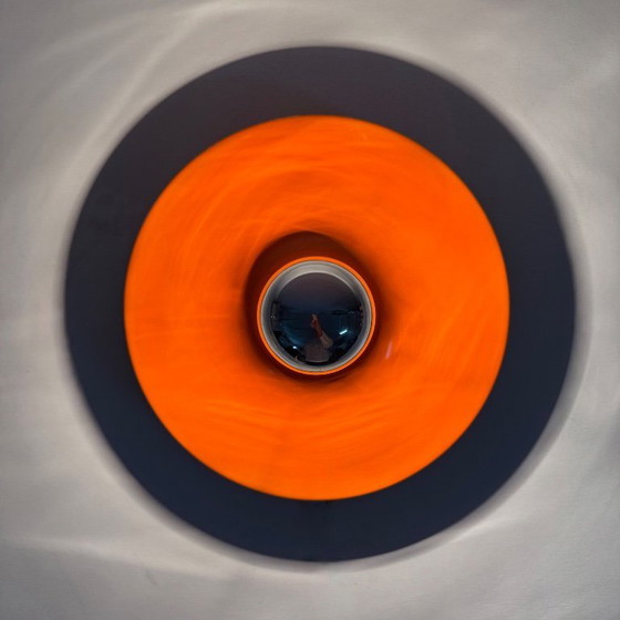 Image 1 of Mid-century design honsel oranje space age schijflamp , jaren 1970 toegeschreven aan Charlotte Perriand voor les arcs