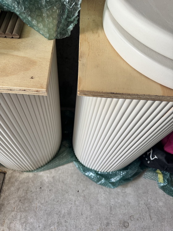 Image 1 of Round table legs wood relief x2