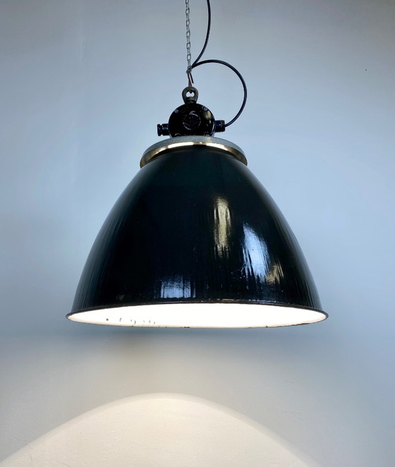 Image 1 of Lampada a sospensione industriale in smalto nero, anni '60