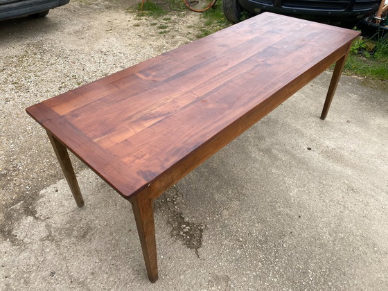 Image 1 of Eettafel in boerderijstijl van massief hout met 1 lade, circa 1930, 209x80 cm