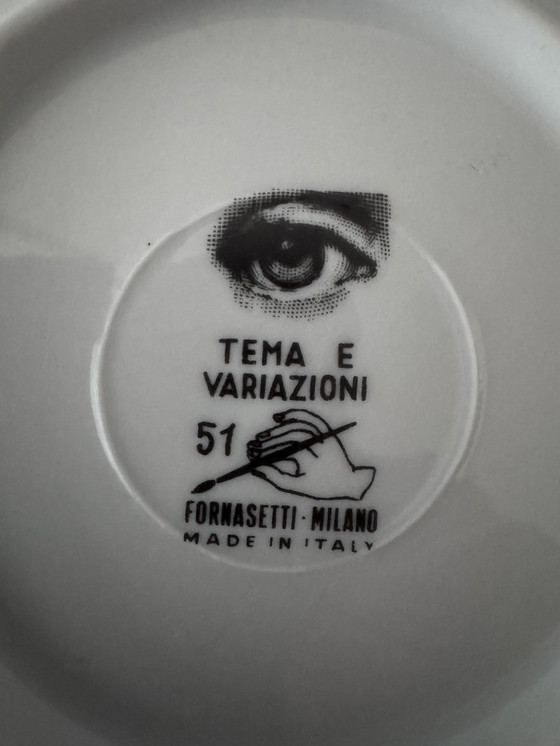 Image 1 of Fornasetti Sottobicchieri in porcellana “Tema e Variazioni” – Set da 4 (8,5 cm) – Con scatola – N. 39 / 51 / 83 / 101