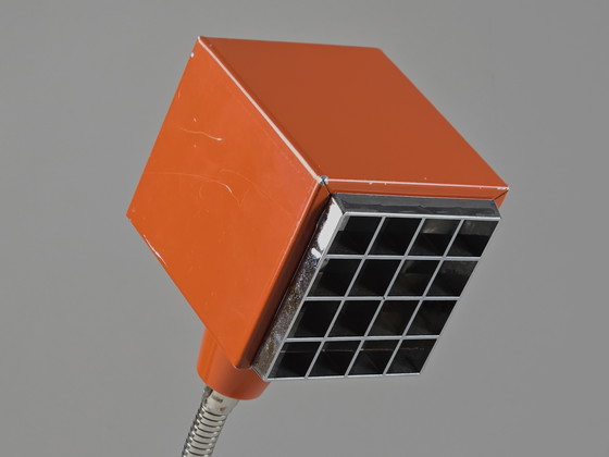 Image 1 of 1970er Vintage ELIDUS 'Kuben' Typ 2203 Tischlampe von Björn Svensson - Orange skandinavische moderne Schwanenhals-Tischlampe.