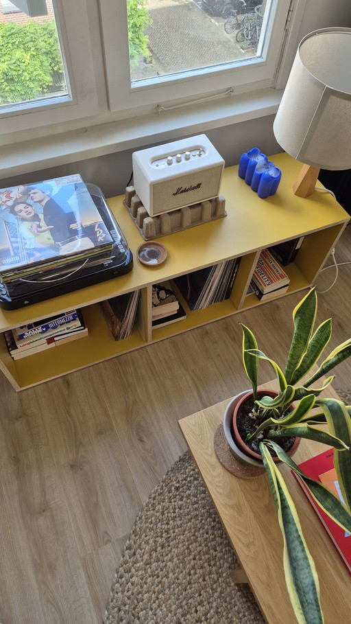 Unité de vinyle Tyklo jaune / Tylko vinylmeubel geel