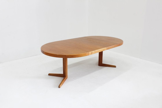 Image 1 of Vintage Danish round extendable dining table, teak, 1960s, Bramin