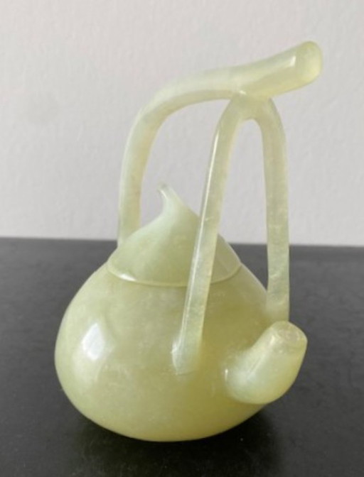 Théière chinoise spéciale en jade