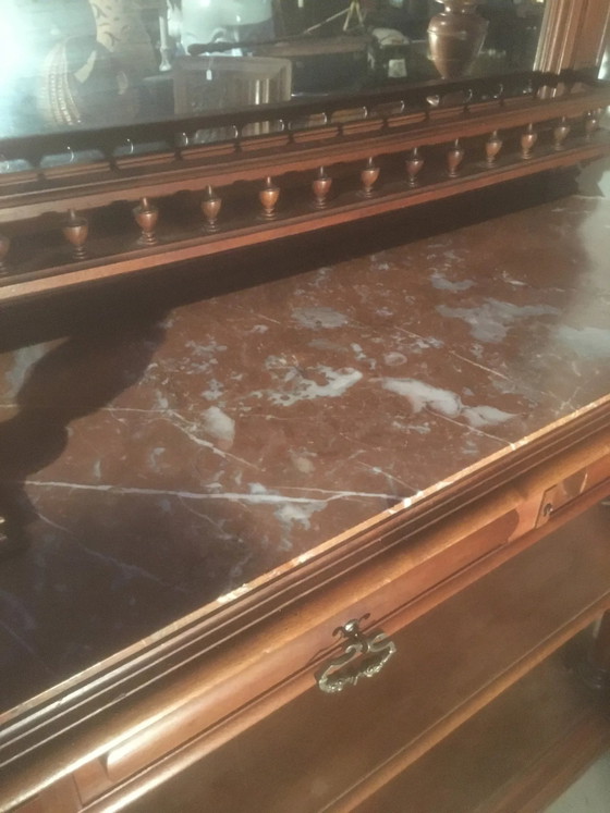 Aparador de nogal Henri II, tapa de mármol – Armarios de almacenamiento (photo 6 of 13)