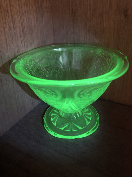 Image 1 of 4x oude vintage annagroen uranium glas ijscoupes