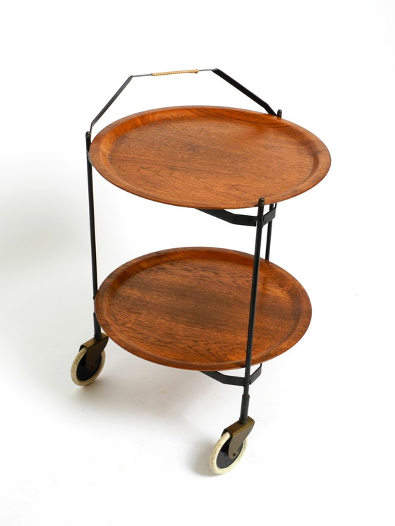 Image 1 of Schöner klappbarer Mid-Century Modern Servierwagen mit abnehmbaren Teak Pagholz Tabletts