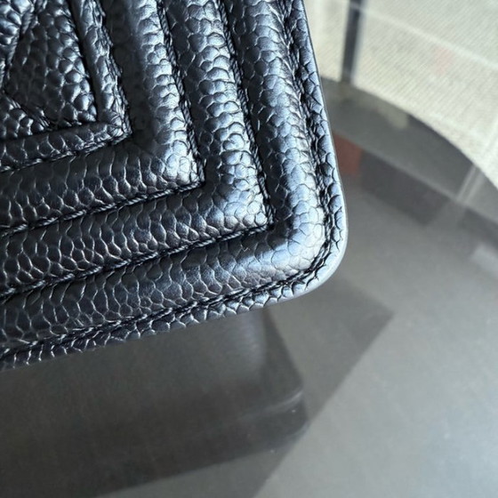Image 1 of Chanel Boy Old Medium - Caivar gewatteerd generfd kalfsleer, zwart ruthenium, gouden hardware, serie 19