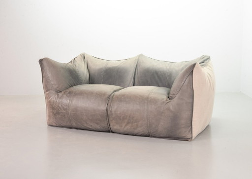 Exquisite Mario Bellini 2-Seat ‘Le Bambole’ Sofa for C&B Italia in Leather and Fabric. Italy, 1970s. – 2 zitsbanken