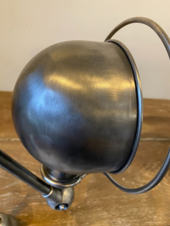 Image 1 of Lampe de bureau Jieldé jielde 2 bras de 40cm avec base étau graphite industriel Jean Louis Domecq 1950 vintage