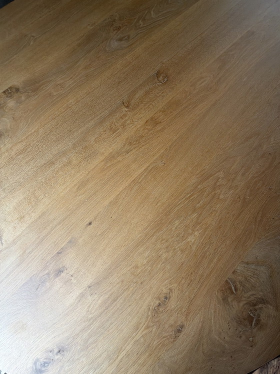 Image 1 of Eettafel licht eikenhout met stalen onderstel 