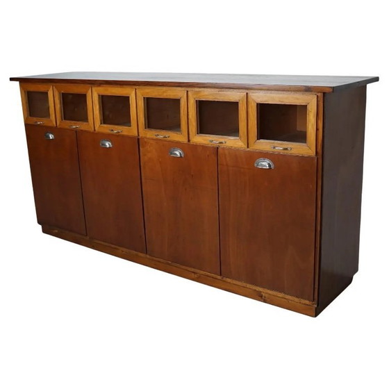 Image 1 of Vintage Nederlandse beuken- en eikenhouten fourniturenkast / graankast, jaren 1950